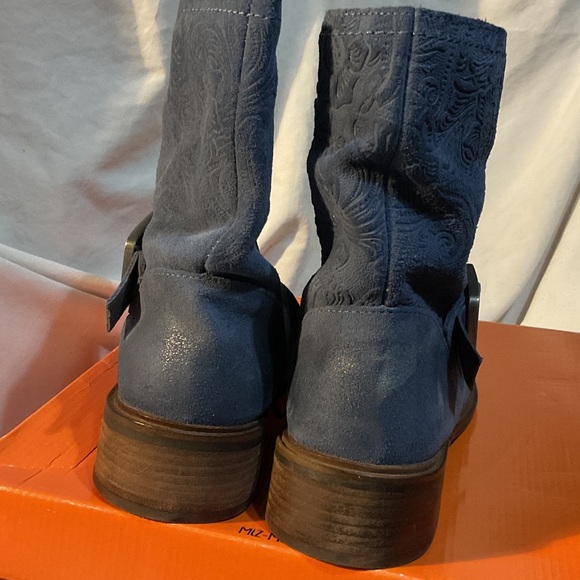 Miz Mooz Draper Blue Suede Ankle Boots - Picture 4 of 7